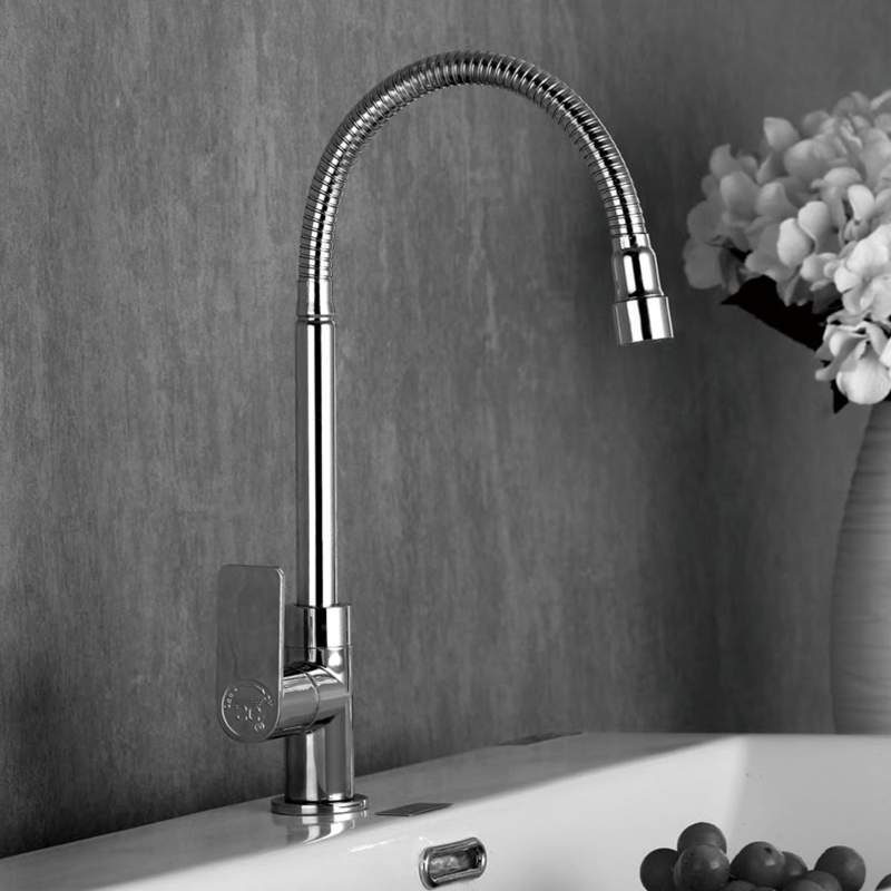 Kitchen faucet